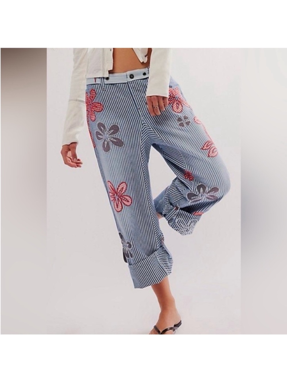 We The Free Hot Tropics Cuffed Harem Pants 4 Striped Embroidered

Never Worn